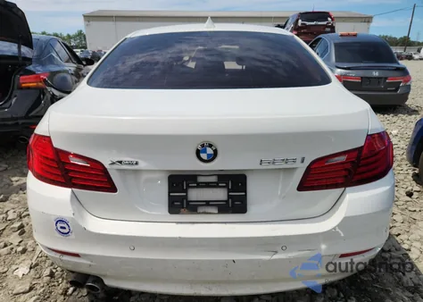 2015 BMW 528 Xi из США, поврежденный, VIN WBA5A7C58FD625294